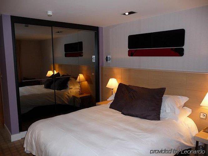Beales Hotel Hatfield  Zimmer foto